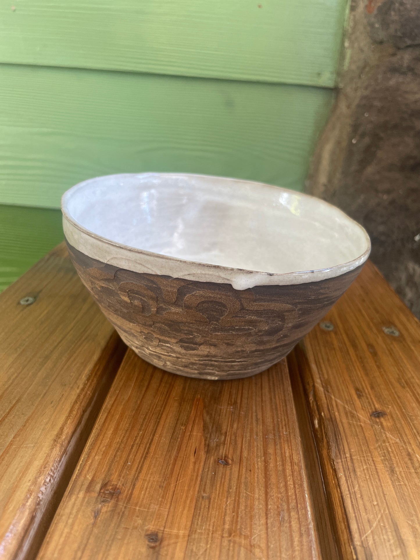 “Wooden” flower bowl