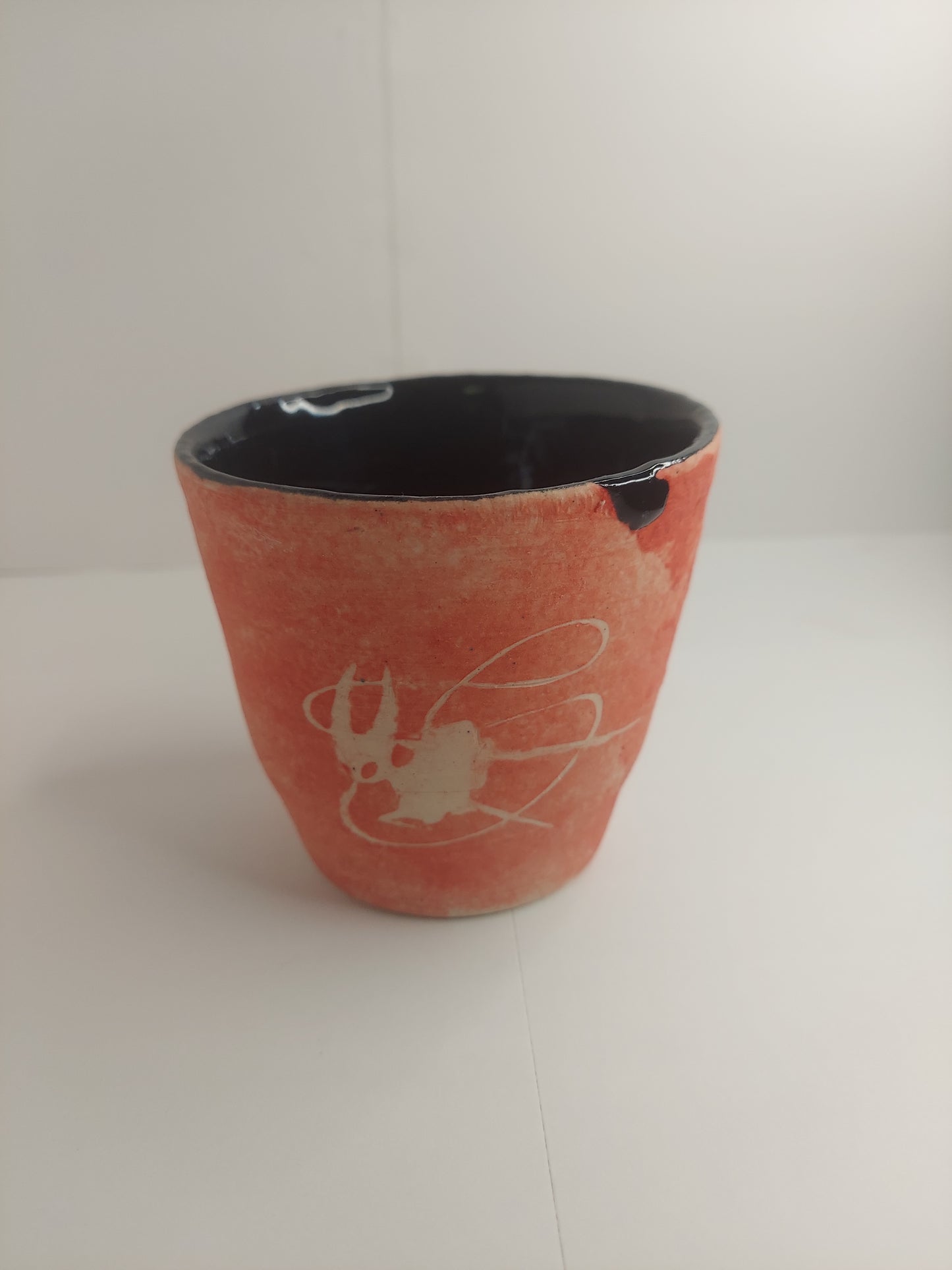 Hornet Silk mugs