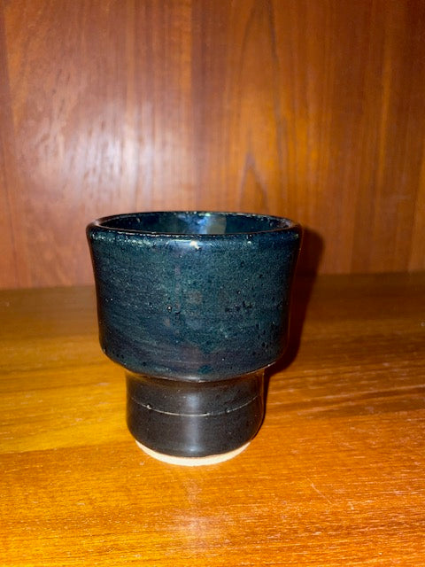 Stackable cup